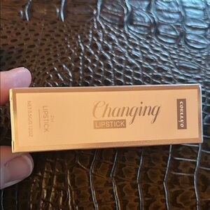 Changing Lipstick - Personalized Pink Hue